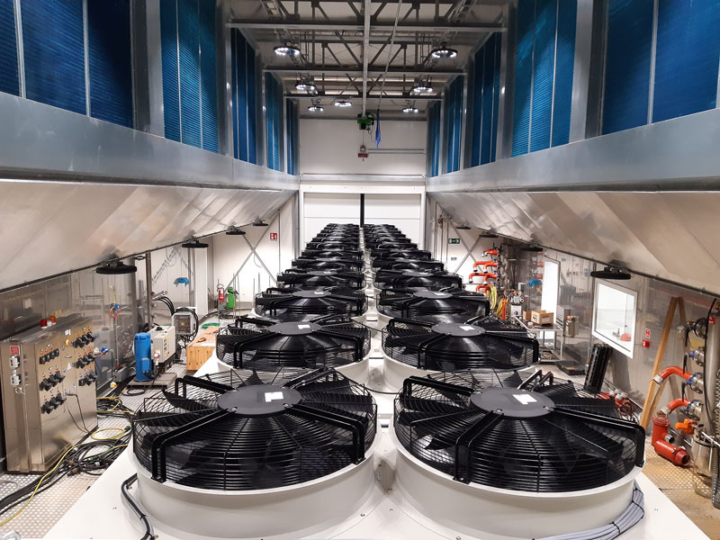 Vertiv™ Liebert® AFC - The Inverter Screw Chiller Range with Low-GWP Refrigerant Image