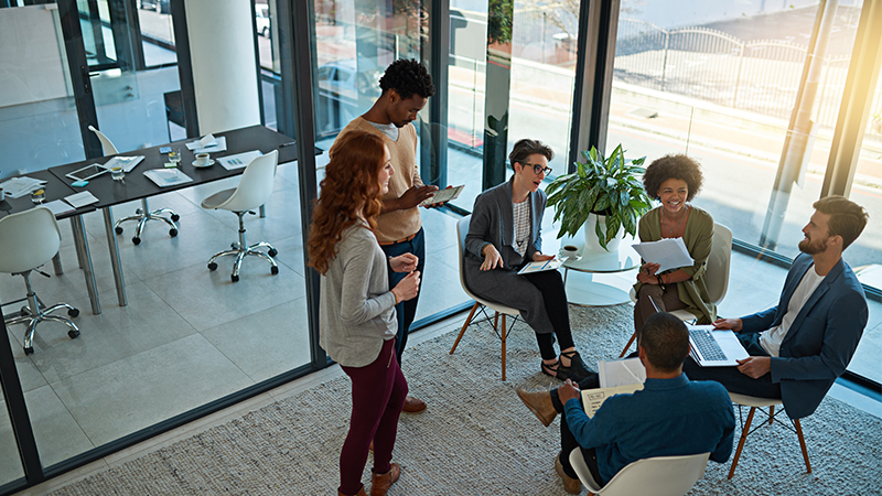 La IA impulsa la transformación de la banca tradicional para aumentar la competitividad y la eficiencia operativa Image